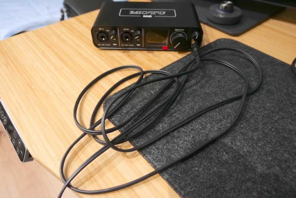 audio-technica ATH-R70xのケーブル