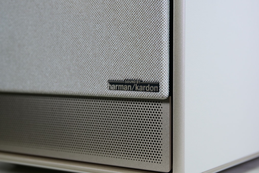 XGIMI HORIZON UltraのHarman/Kardonロゴを写した画像