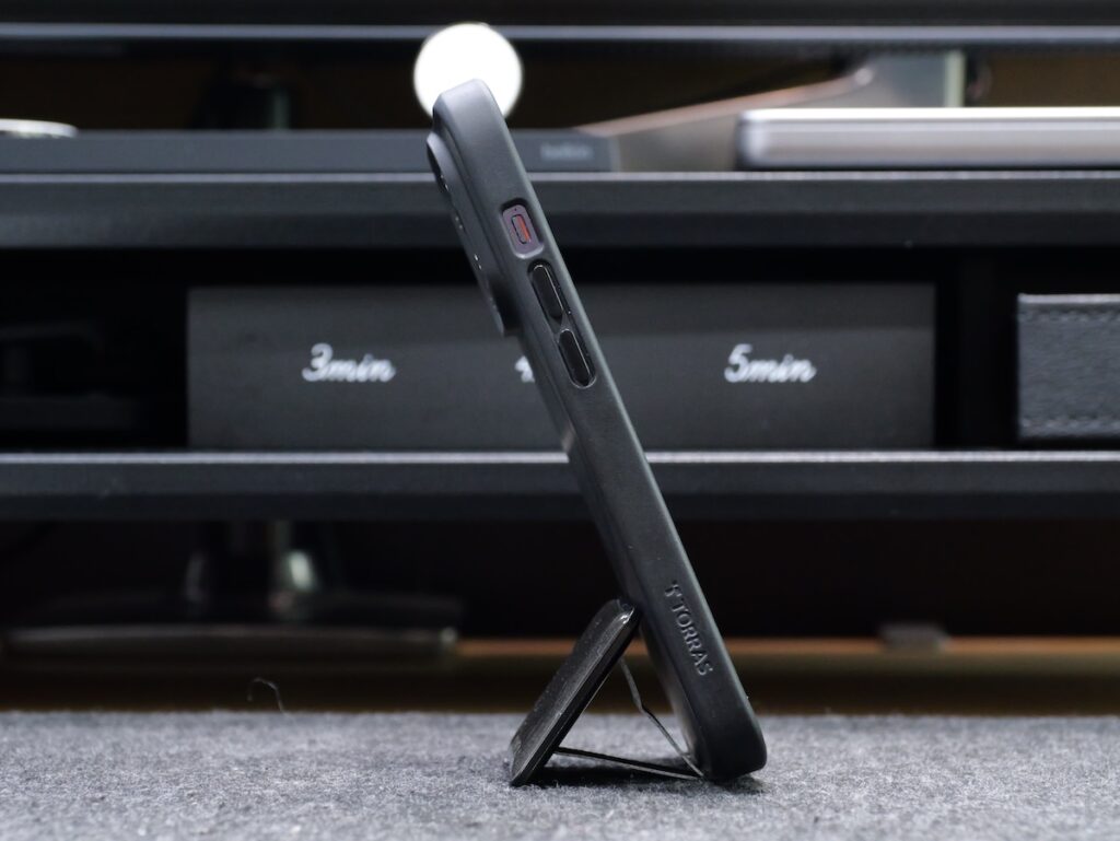 SYANTO Stand Liteの縦スタンドを使用