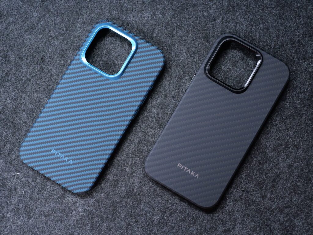 PITAKA MagEZ Case Pro 4の2種類のカラーバリエーション