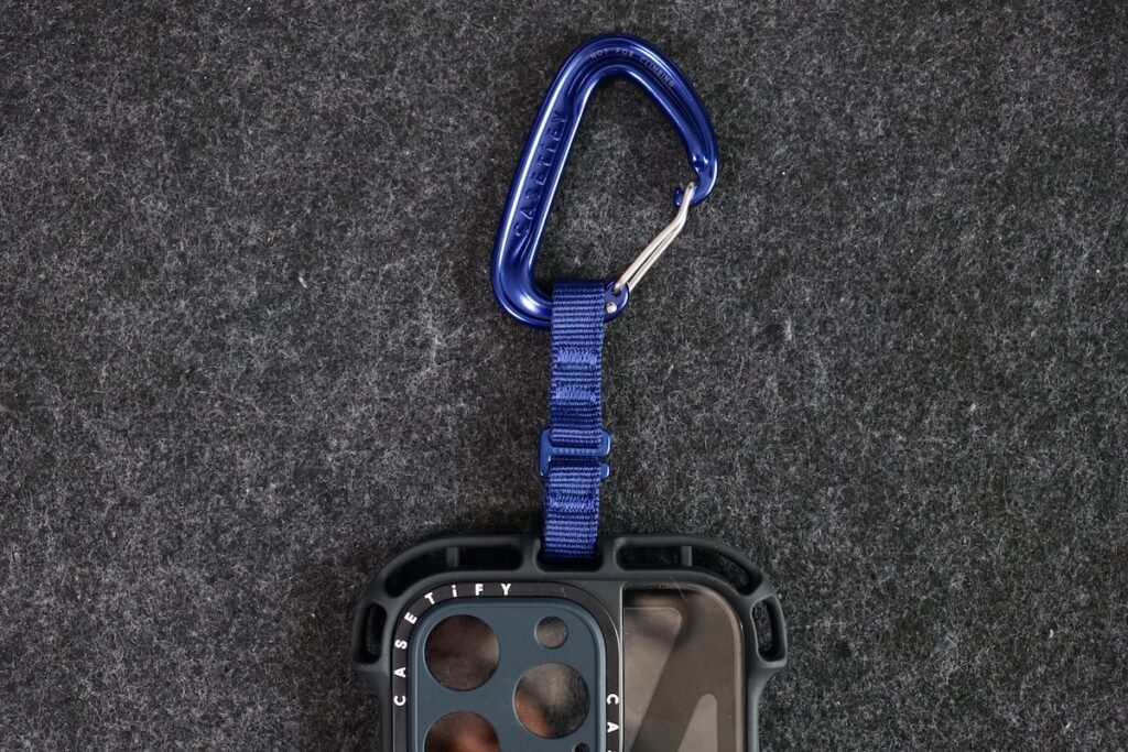 レビュー】CASETiFYのiPhone 16用Ultra Bounce CaseとCarabiner  Attachmentのコンビが最高に使いやすかった | たいしょんブログ